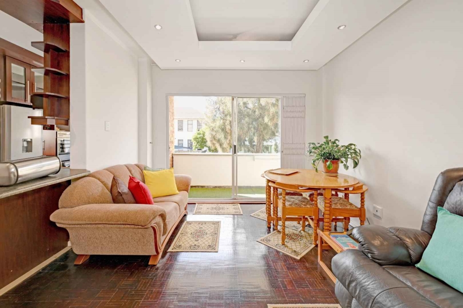 To Let 2 Bedroom Property for Rent in Sea Point Western Cape